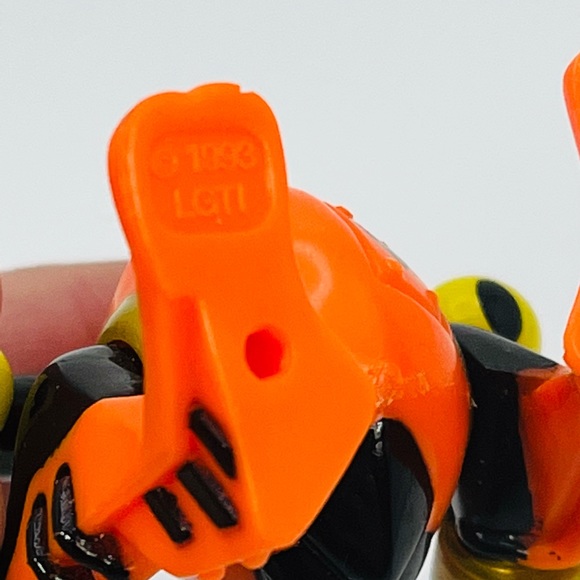 Z-bots Micro Machines Jawbreaker Figure Galoob Vintage 1993 Zbots Orange Alien - Picture 6 of 7